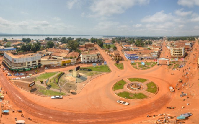 Río Ubangui al amanecer - La tranquila belleza de Centroafricana