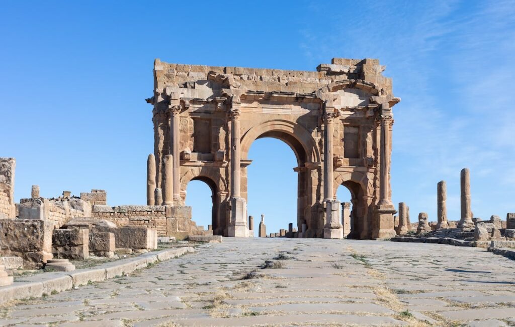 Majestuosas montañas del Sahara en Argelia - Aventura y naturaleza en Argelia